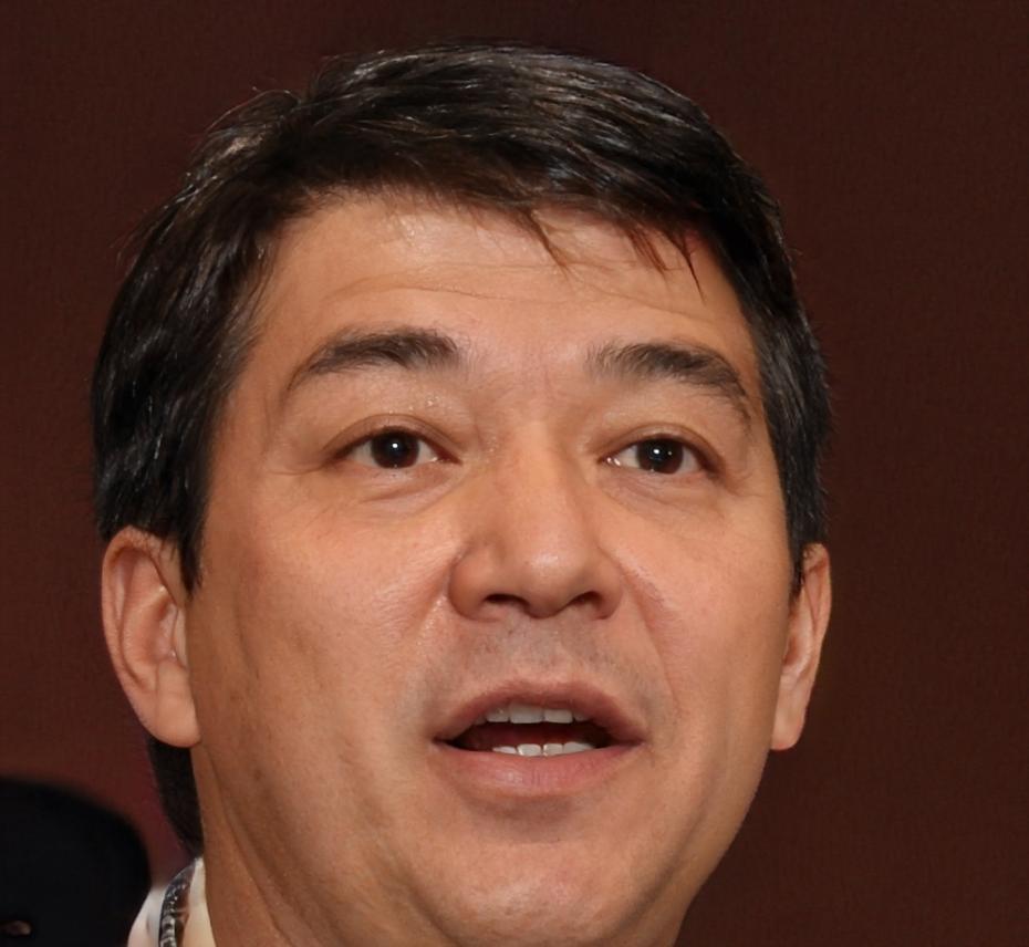 Marcus Chen, Lead Financial Consultant